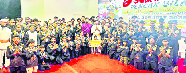 నవజీవన ఆశ్రమంలో తనిఖీలు 4