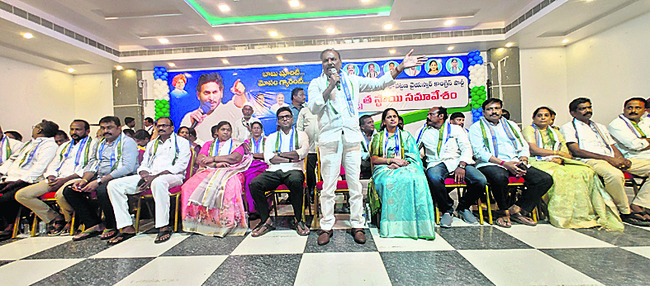 కూటమి వైఫల్యాలను నిలదీయాలి 1