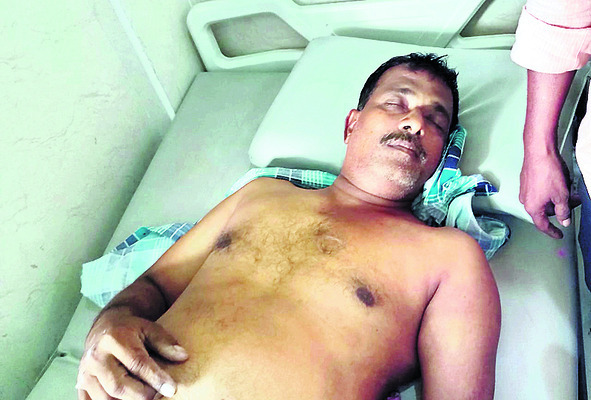 వైద్యం వికటించి వ్యక్తి మృతి 4