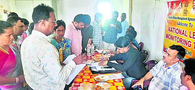అర్హత ఉన్నా అందని ‘తల్లికి వందనం’ 2