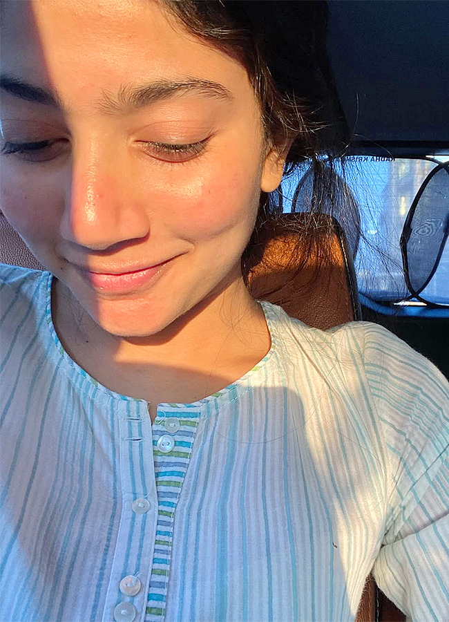 Actress Sai Pallavi Latest Photos Viral14