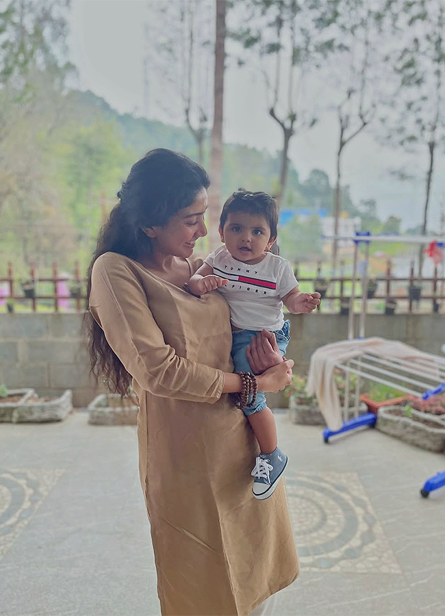 Actress Sai Pallavi Latest Photos Viral6