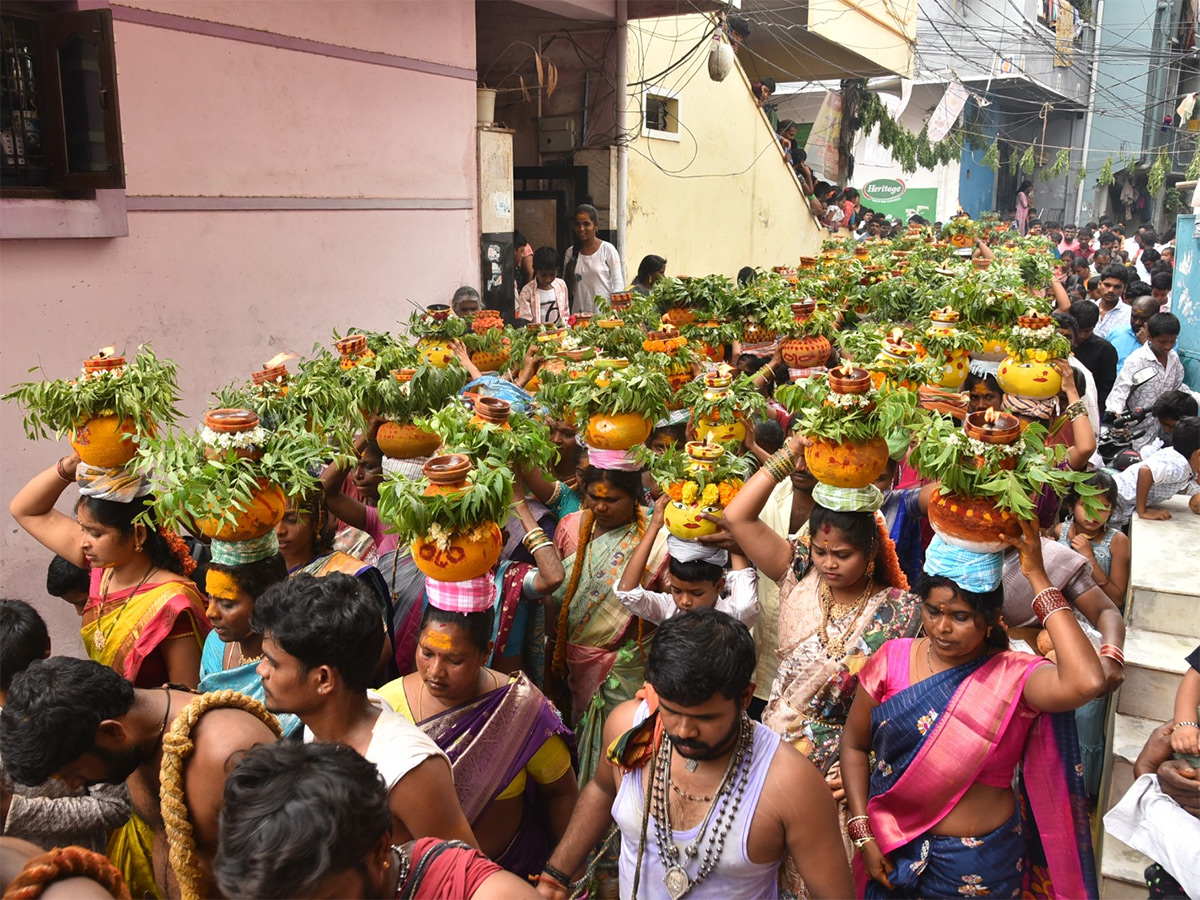 Devotional : Bonalu 2025 Festival in Film Nagar Photos 16