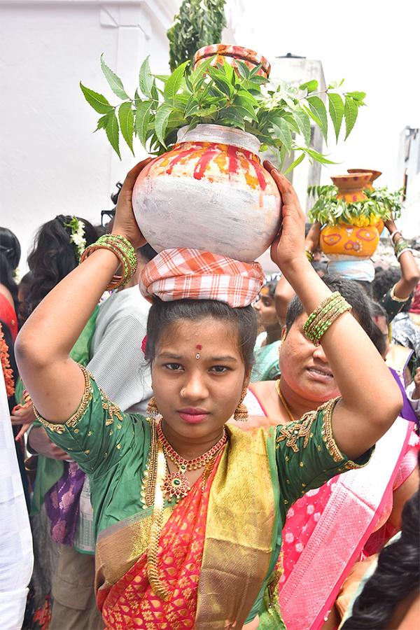 Devotional : Bonalu 2025 Festival in Film Nagar Photos 24