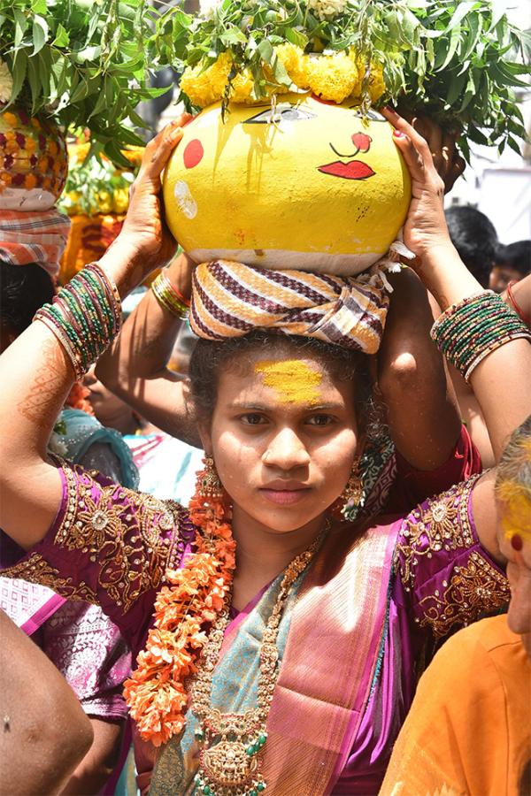 Devotional : Bonalu 2025 Festival in Film Nagar Photos 4