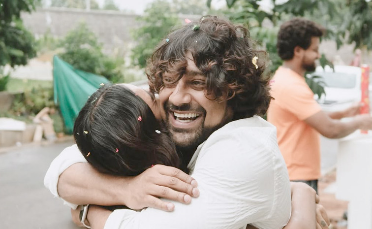 Hero Varun Sandesh Gets House Gifted By Vithika sheru Photos6