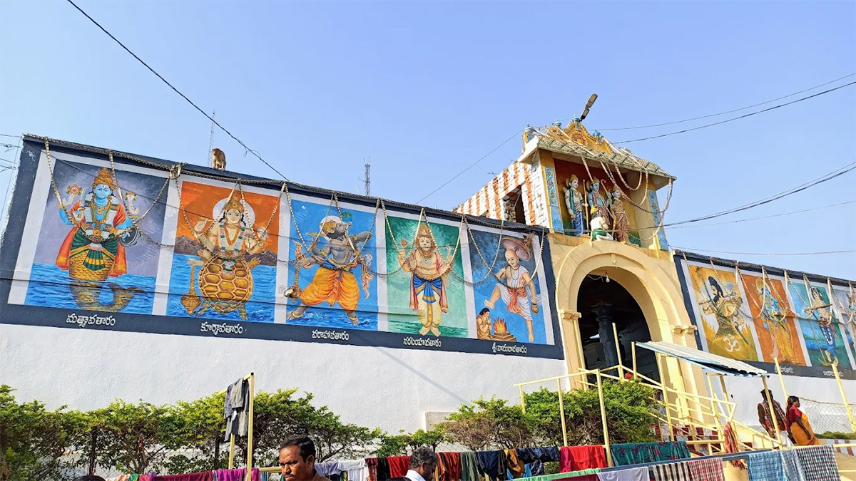 Manyamkonda Sri Lakshmi Venkateshwara Swamy Temple Mahbubnagar Photos13