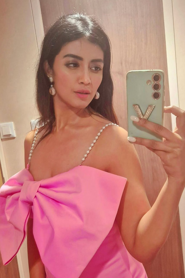 Vidhu Ishiqa wins Mrs Earth International 2025 Photos12