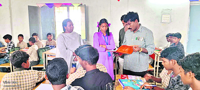 విద్యార్థుల సామర్థ్యం మరింత మెరుగు పడాలి 1