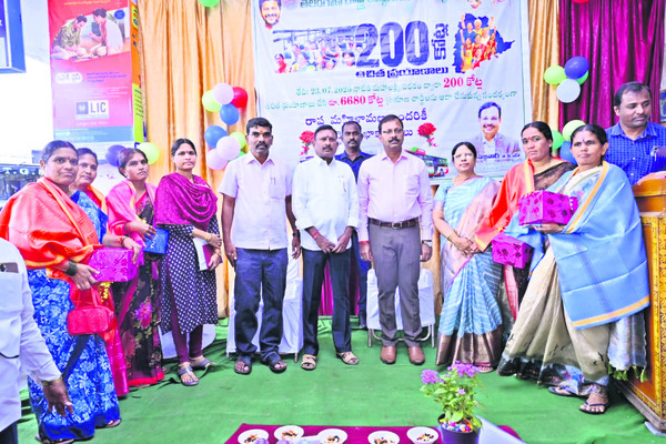 ఆర్టీసీకి మహాలక్ష్మి2