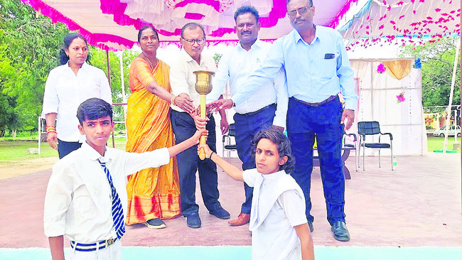 ‘నవోదయ’ అథ్లెటిక్ మీట్ ప్రారంభం1