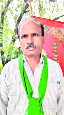 సర్వం పోయింది  
1