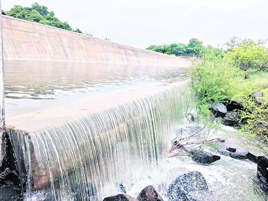 అంతటా అప్రమత్తం1