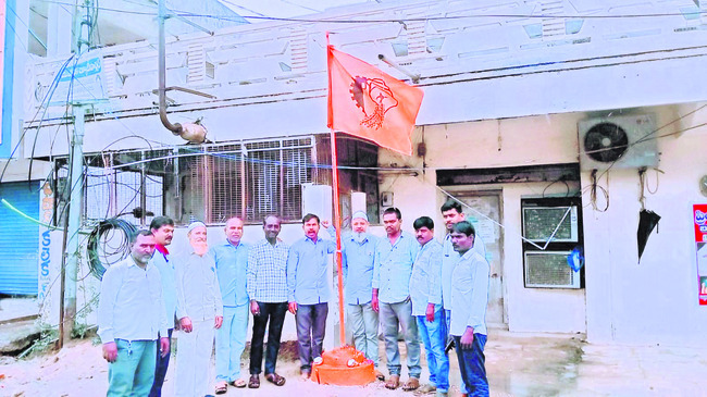 ప్రతి కార్యకర్త సైనికుడిలా పని చేయాలి  
2