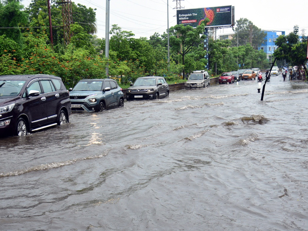 Heavy Rain in Karimnagar Photos21