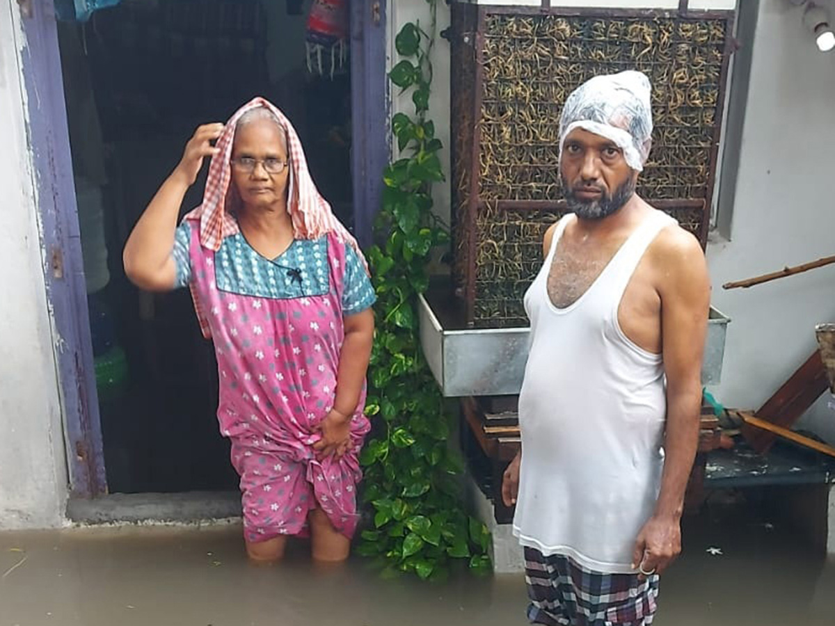 Heavy Rain in Karimnagar Photos26