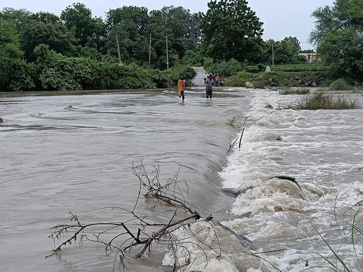 Heavy Rain in Karimnagar Photos31