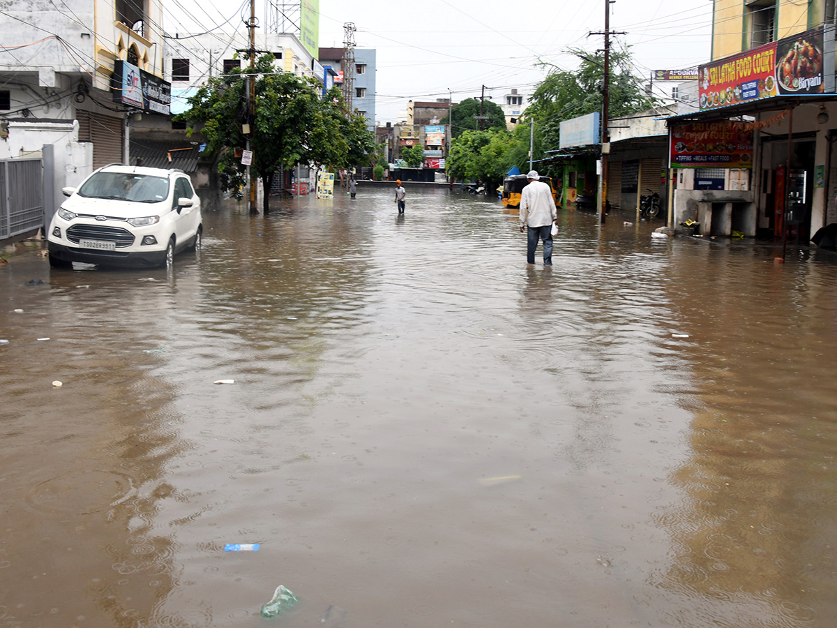 Heavy Rain in Karimnagar Photos9