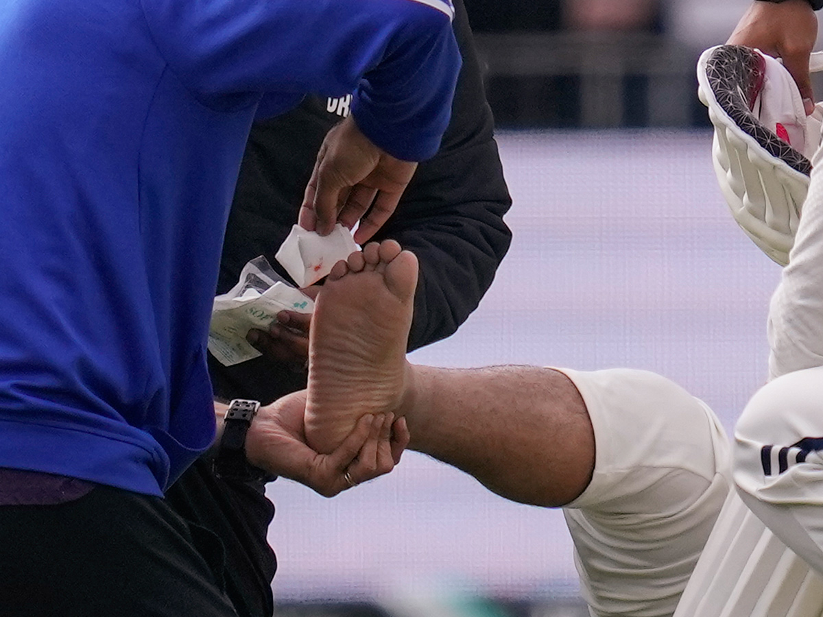 Rishabh Pant injury fourth test India and England Photos13
