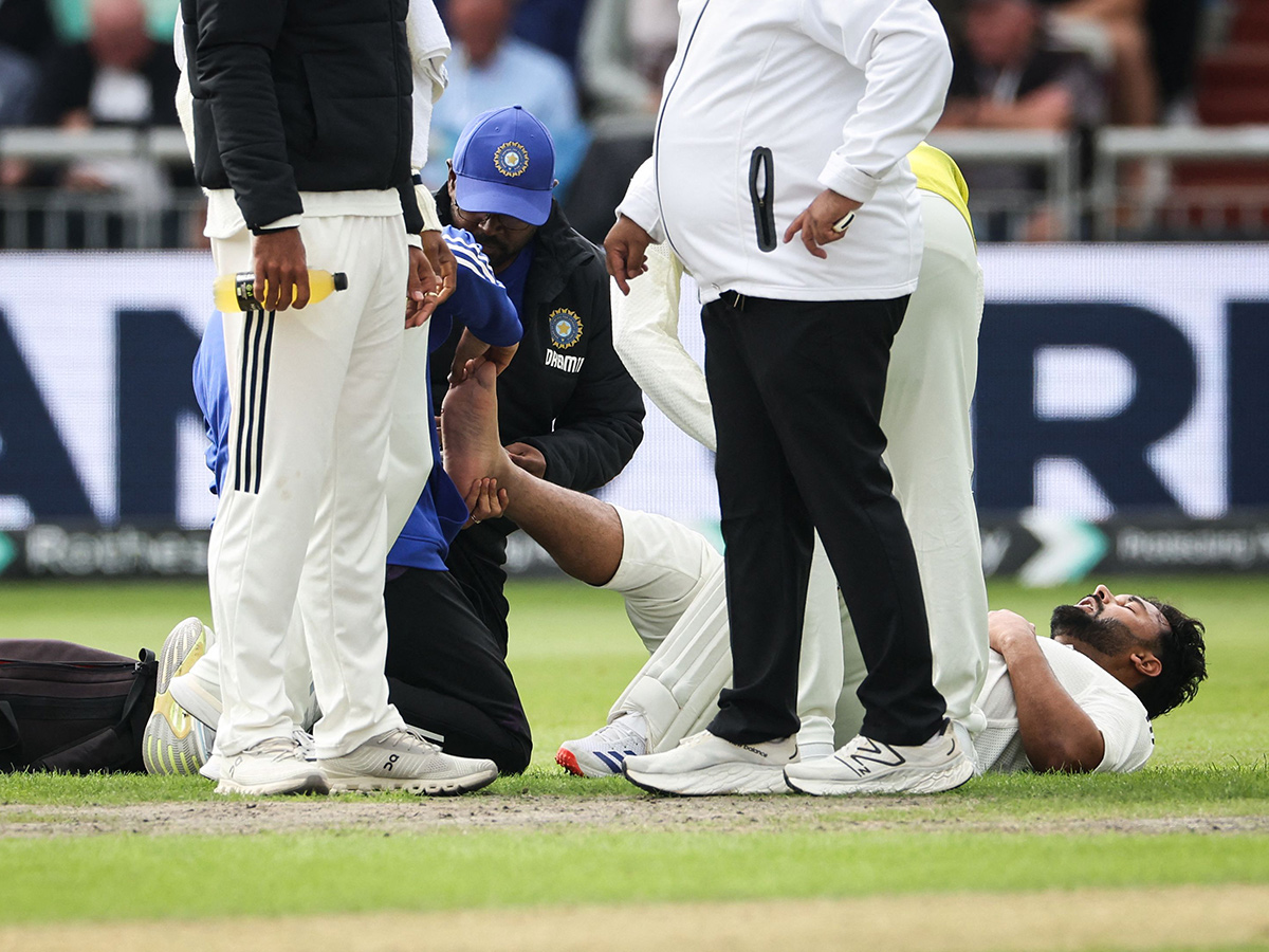 Rishabh Pant injury fourth test India and England Photos19