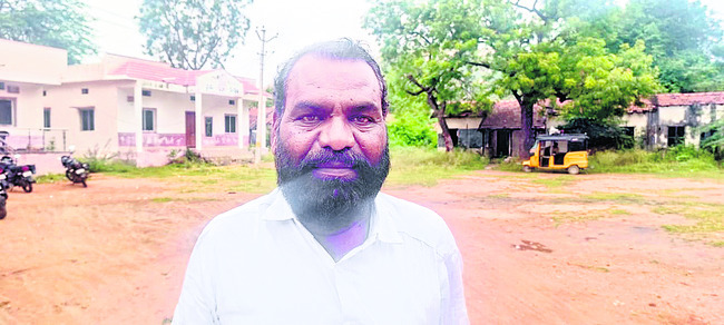 కర్ణాటక నుంచి తెచ్చుకుంటున్నాం 1