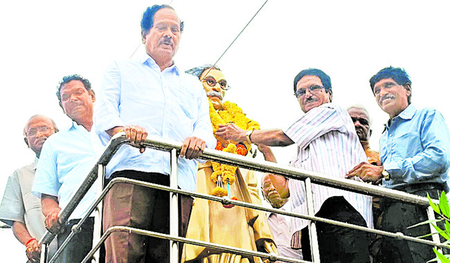 ప్రభుత్వ సహకారం పొందే సంస్థలు, శాఖలకు ఆర్టీఐ చట్టం వర్త1