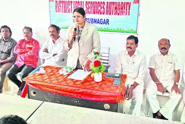 బాల్యవివాహాలు చేయొద్దు
1