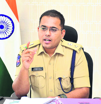 యువత వ్యసనాలకు దూరంగా ఉండాలి
2