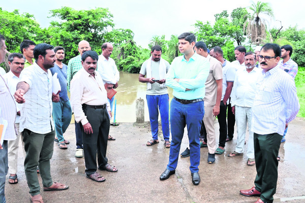 సీజనల్ వ్యాధులతో అప్రమత్తంగా ఉండాలి1