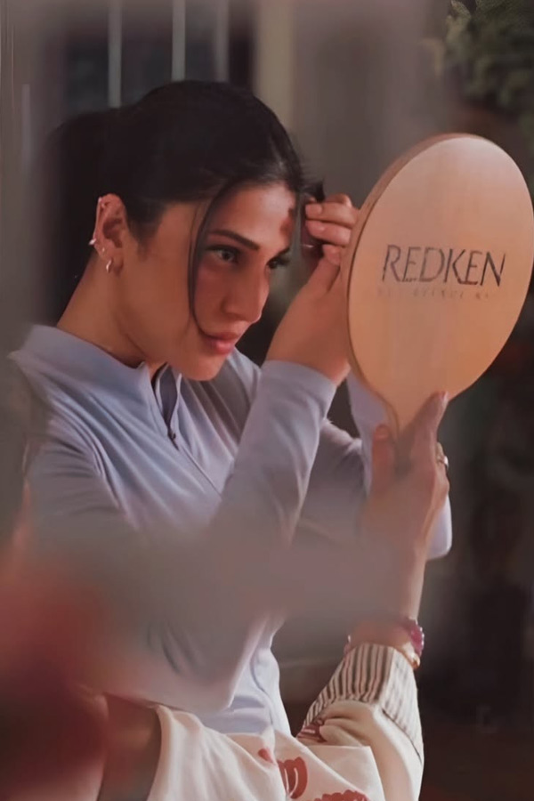 Actress Shruti Haasan completes 16 years In The industry Details Photos8