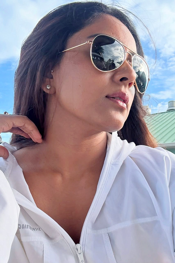 Bigg Boss Vithika US trip memories Photos17