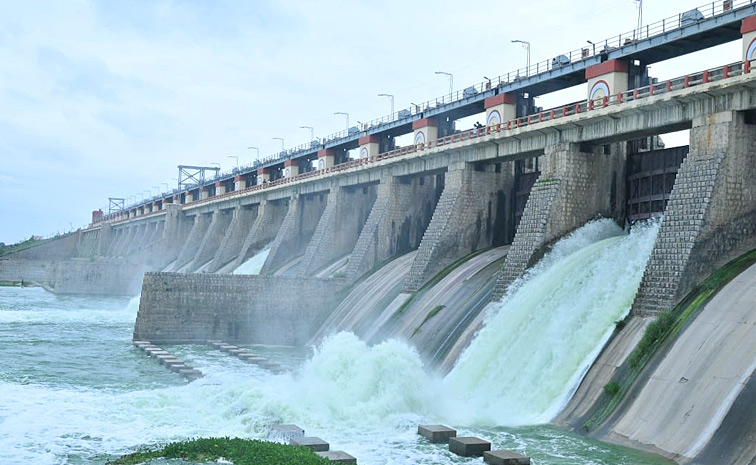 Officials Lifted Gates Of Musi Project Photos8