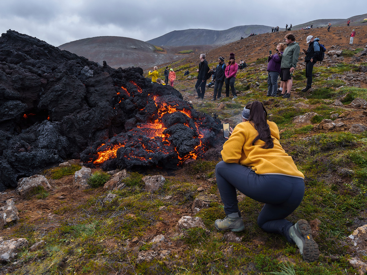 volcanic eruption on the Reykjanes Peninsula in Iceland5