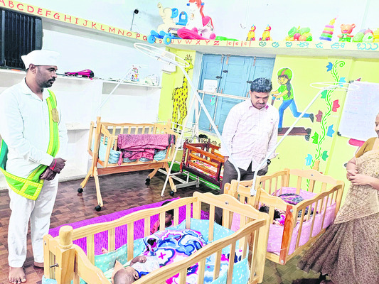 స్వర్ణ కవచధారణలో రామయ్య2