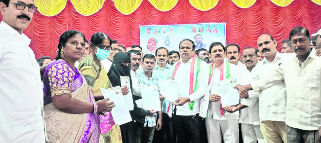 ఆర్థిక భారమైనా.. సన్నబియ్యం పంపిణీ1