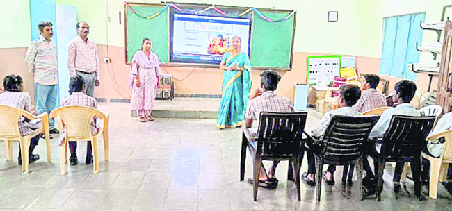 ప్రణాళిక ప్రకారం డిజిటల్‌ క్లాస్‌లు2