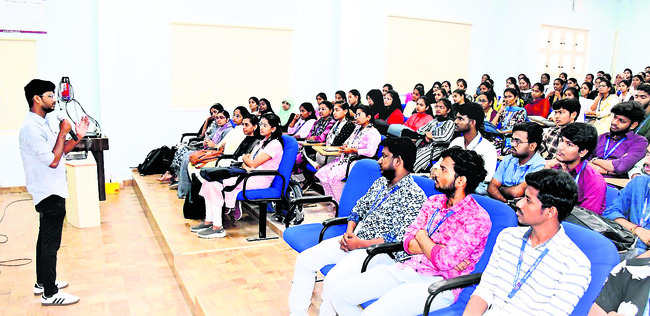 ప్లేస్‌మెంట్‌ వ్యూహాలు  కేరీర్‌ విజయానికి కీలకం 1