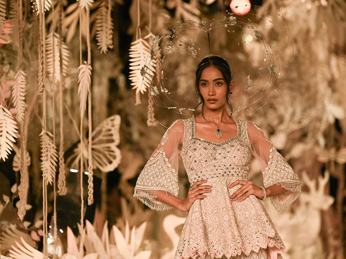 Designer Suneet Varma Collection At FDCI India Couture Week 2025 In New Delhi12