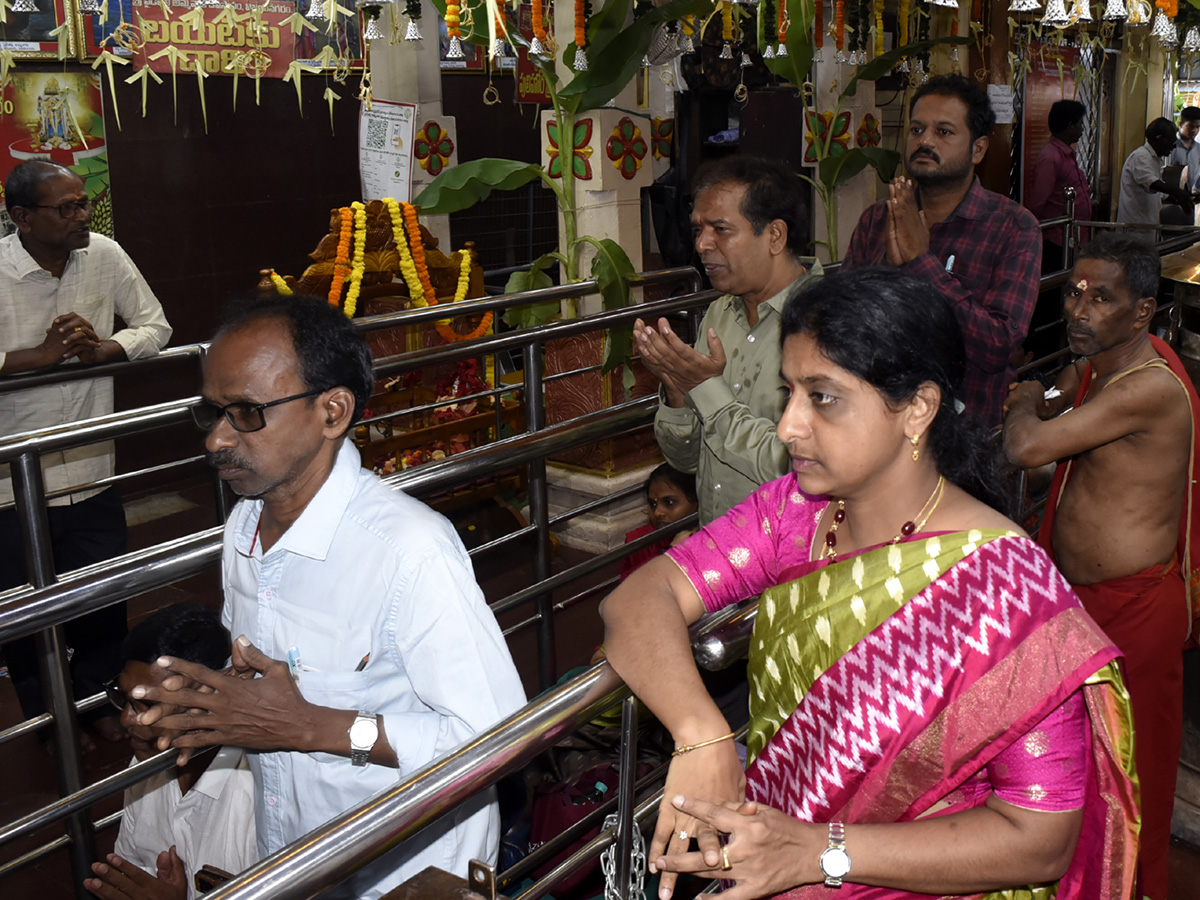 Sravana Sukravaram 2025 Telugu States Photos10