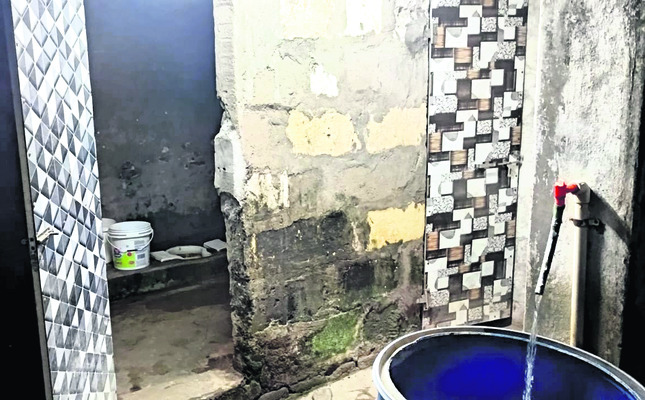 వసతి.. అధోగతి 4