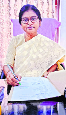 అక్రమాలకు పాల్పడితే చర్యలు1