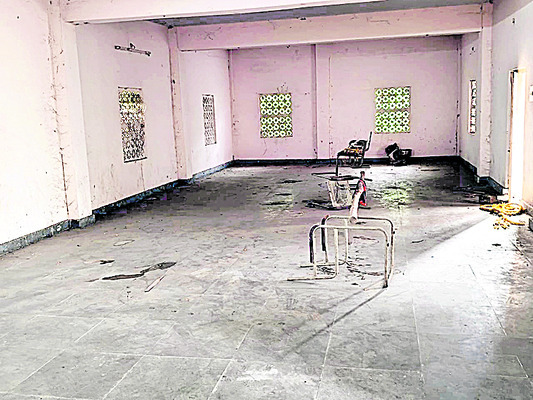 కొరవడిన సంతోషం2