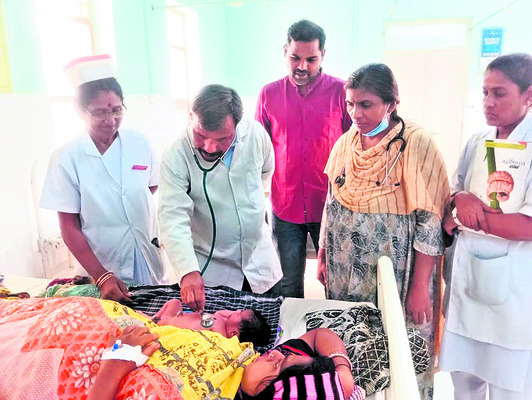 4.25 కిలోల బరువుతో మగ శిశువు జననం
1
