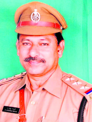8 ఎర్రచందనం దుంగల పట్టివేత1