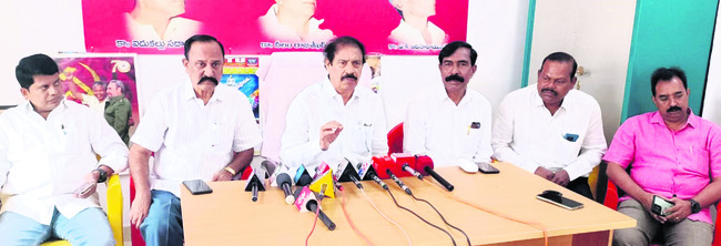 అప్పుల ఊబిలో రాష్ట్రం 1