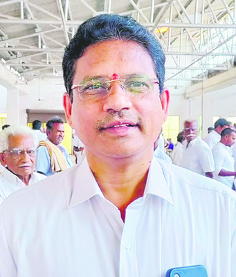 ధర ఢమాల్4