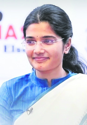 ఖేడ్.. ఇక పాలన దౌడ్1