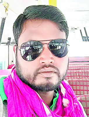 యువకుని దారుణ హత్య1