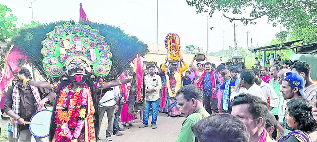 షిర్డీసాయి ఆలయంలో చోరీ 1