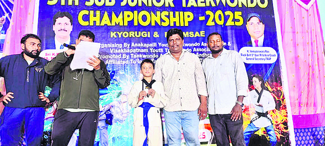రసవత్తరంగా తైక్వాండో పోటీలు 3